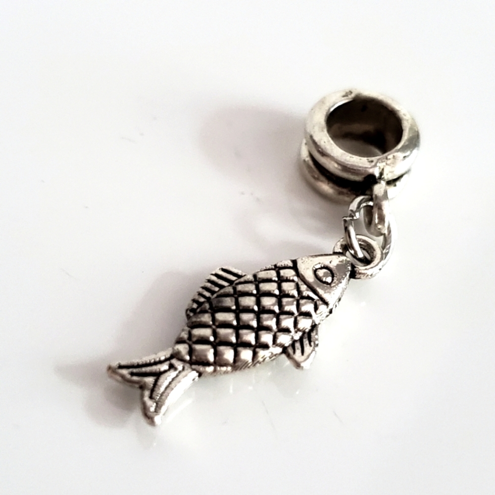 Charm pendant, FISH 🐟